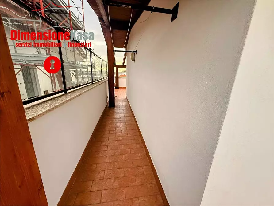 Immagine 20 di Attico in affitto  in via san massimo 56 a Nola