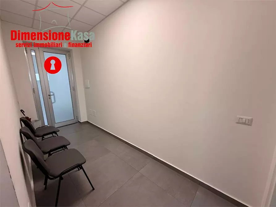 Immagine 4 di Ufficio in vendita  in via provinciale a Camposano