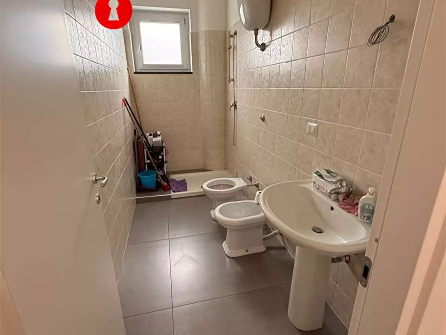 Immagine 12 di Ufficio in vendita  in via provinciale a Camposano