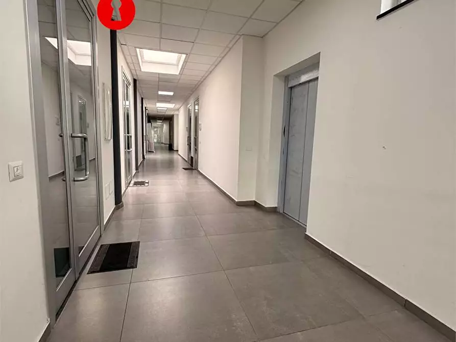 Immagine 3 di Ufficio in vendita  in via provinciale a Camposano