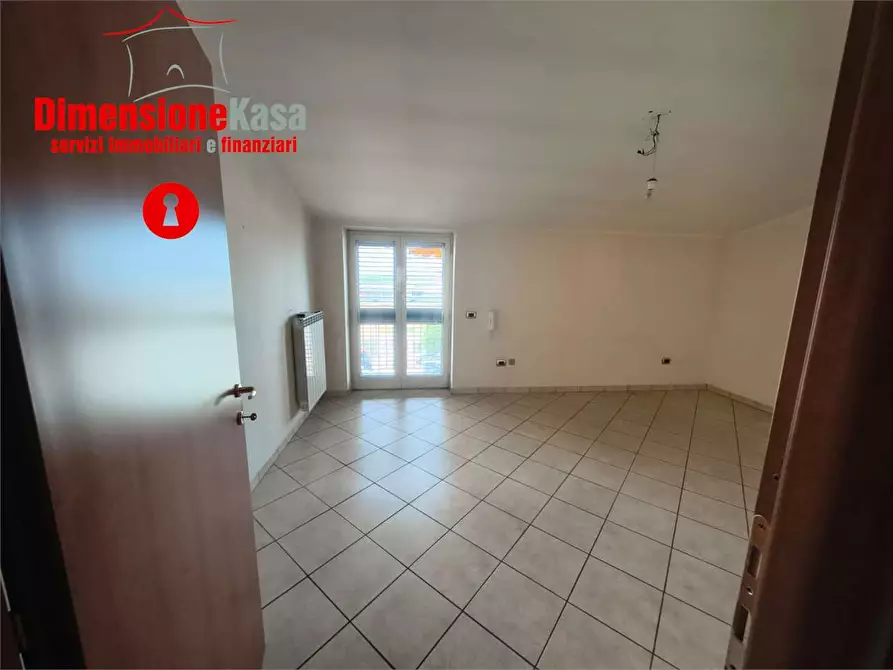 Immagine 13 di Quadrilocale in affitto  in via napoli 15 a San Felice A Cancello