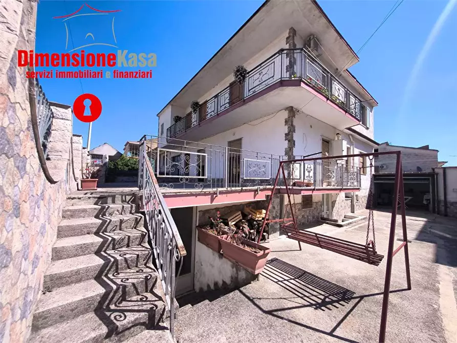 Immagine 44 di Stabile in vendita  in Via Coste 19 a San Felice A Cancello