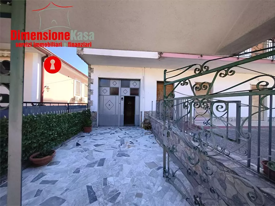 Immagine 47 di Stabile in vendita  in Via Coste 19 a San Felice A Cancello