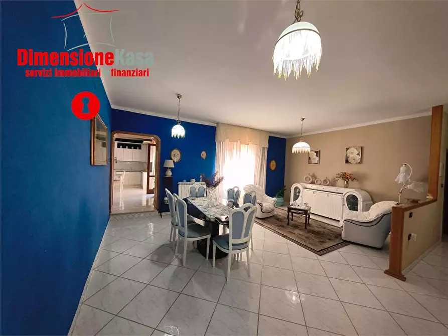 Immagine 2 di Stabile in vendita  in Via Coste 19 a San Felice A Cancello