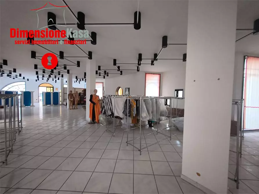 Immagine 13 di Capannone industriale in vendita  in Via Alcide dei gasperi a Roccarainola