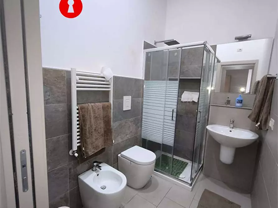 Immagine 11 di Bilocale in affitto  in Corso Vittorio Emanuele a Acerra