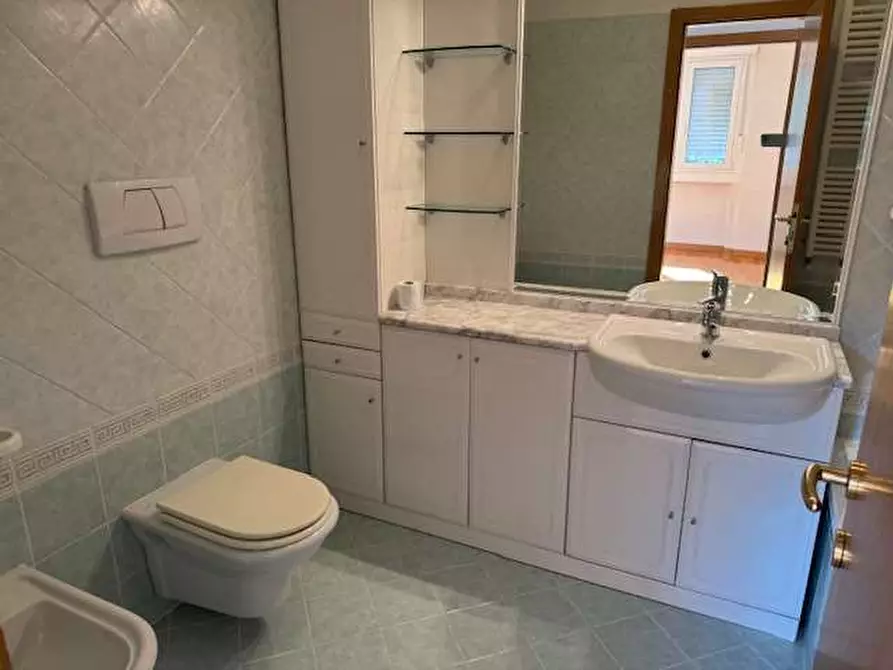 Immagine 6 di Appartamento in vendita  in via A. Bettini 10 a Trento