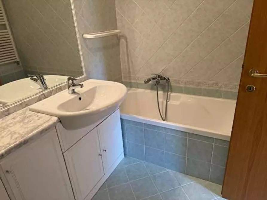 Immagine 12 di Appartamento in vendita  in via A. Bettini 10 a Trento