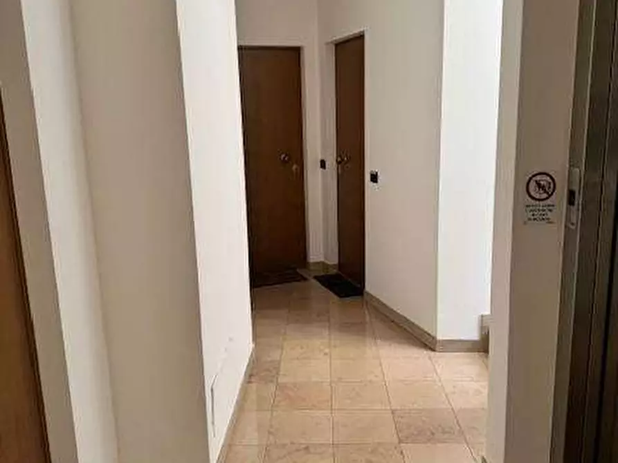 Immagine 13 di Appartamento in vendita  a Trento