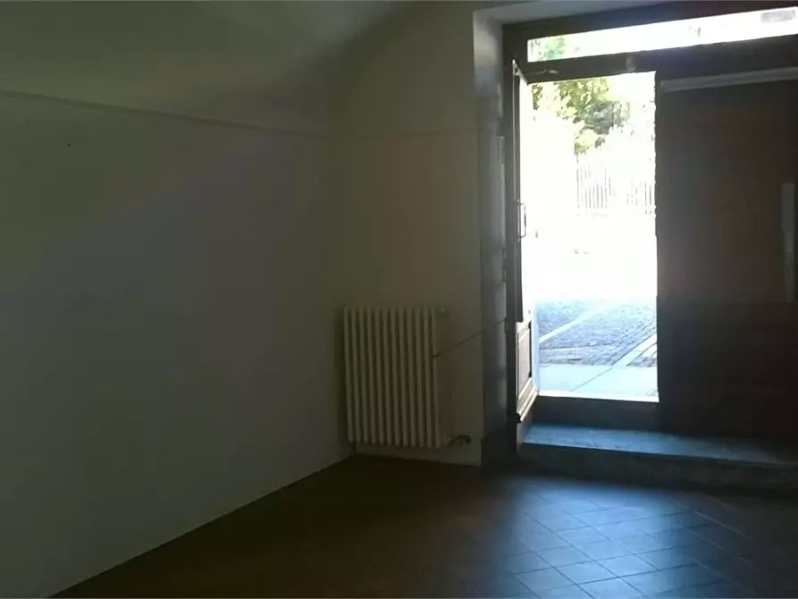 Immagine 5 di Negozio in affitto  in VIA XX SETTEMBRE a Frossasco