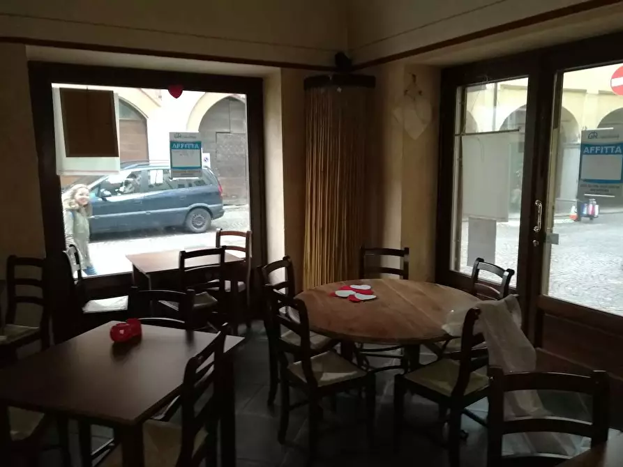 Immagine 7 di Negozio in vendita  in via Trento  29 a Pinerolo