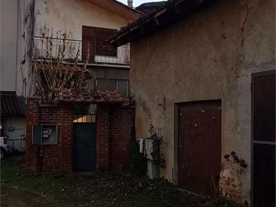 Immagine 20 di Porzione di casa in vendita  in VIA SERGIO DE VITIS 8 a Frossasco