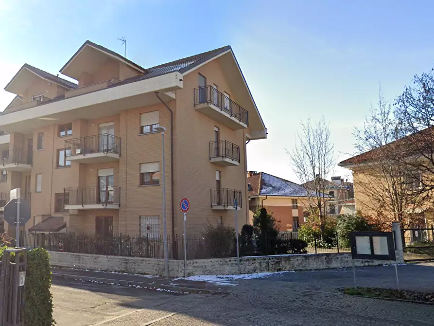 Immagine 3 di Garage in vendita  a Piossasco