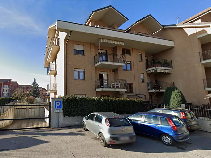 Immagine 2 di Garage in vendita  a Piossasco