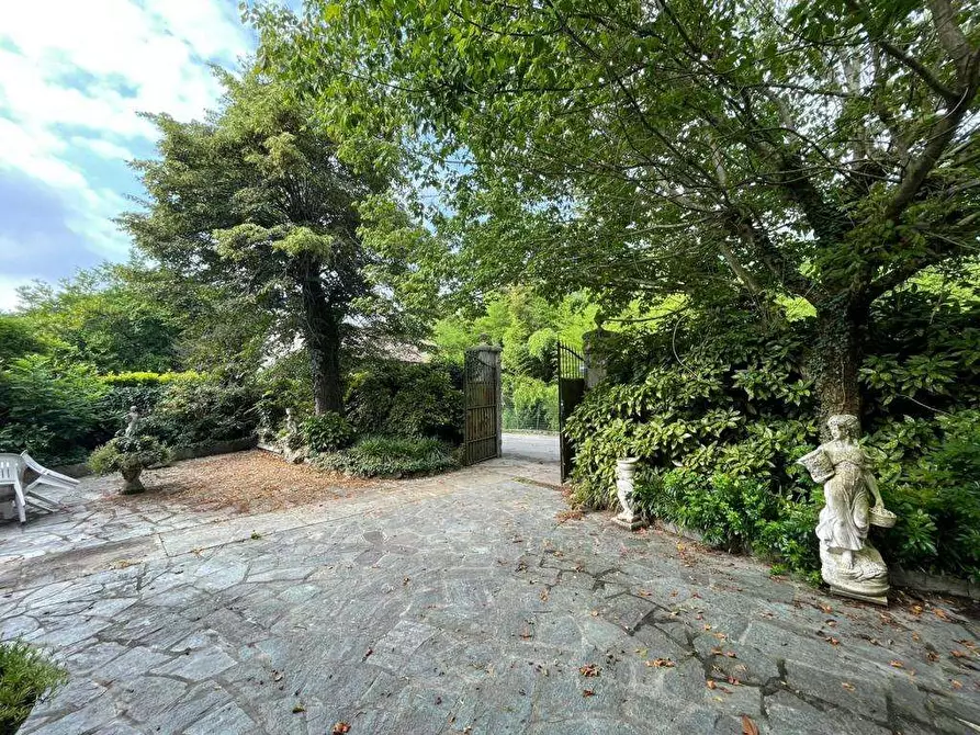 Immagine 1 di Villa in vendita  in Via Giusto Lanteri 34 a Cumiana