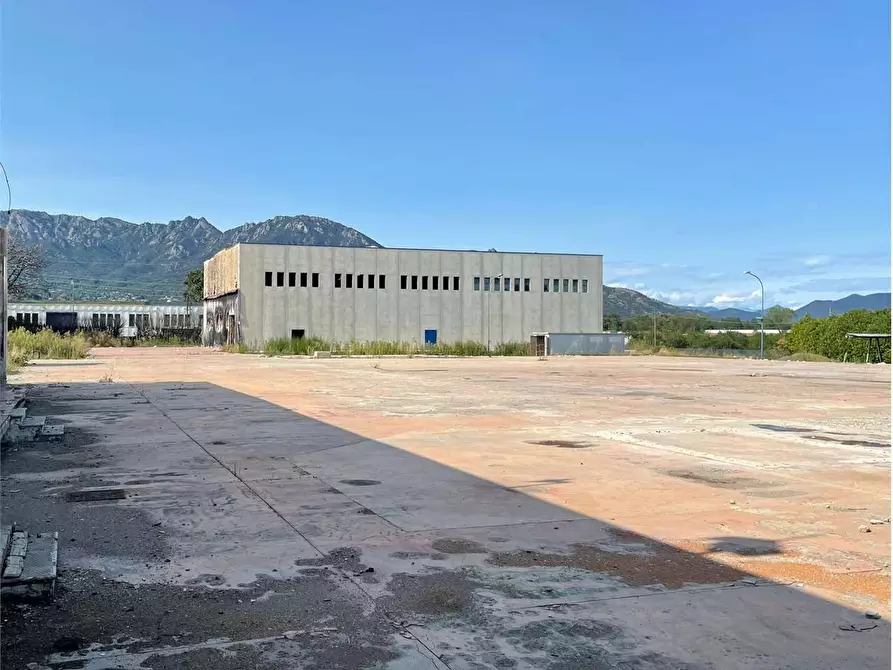 Immagine 9 di Capannone industriale in vendita  in via Santa Brigida 43 a Roletto