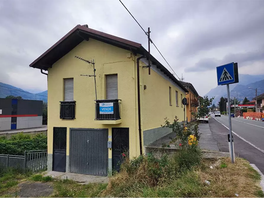 Immagine 1 di Casa indipendente in vendita  in frazione Vernetto 8 a Chianocco