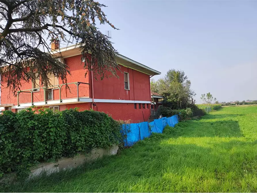 Immagine 1 di Villa in vendita  in via Vigone 54 a Airasca