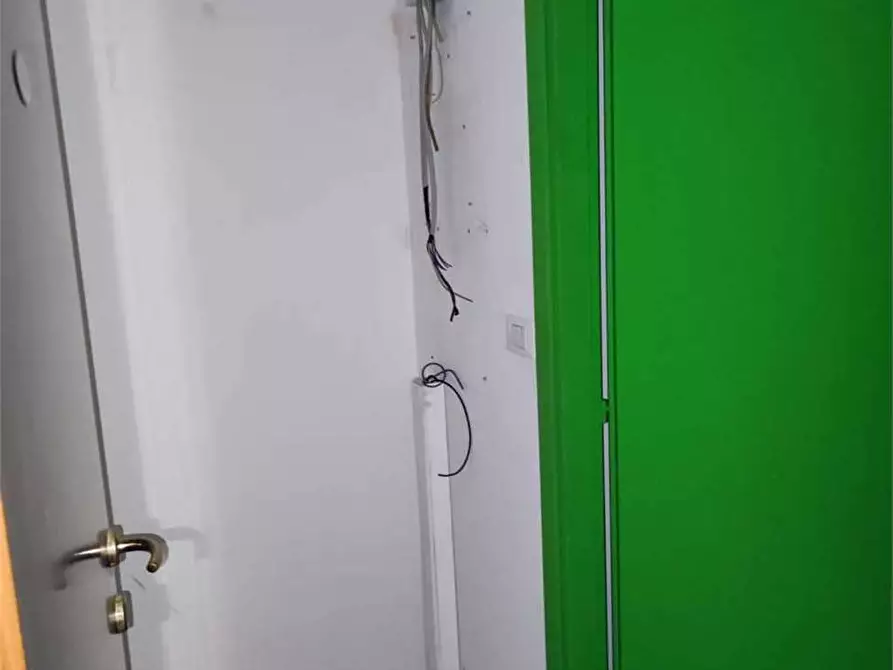 Immagine 24 di Negozio in vendita  in corso Torino 234 a Pinerolo