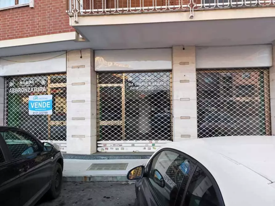 Immagine 31 di Negozio in vendita  in corso Torino 234 a Pinerolo