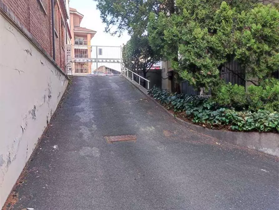 Immagine 32 di Negozio in vendita  in corso Torino 234 a Pinerolo