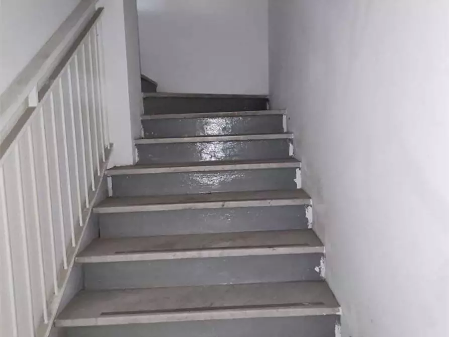 Immagine 38 di Negozio in vendita  in corso Torino 234 a Pinerolo