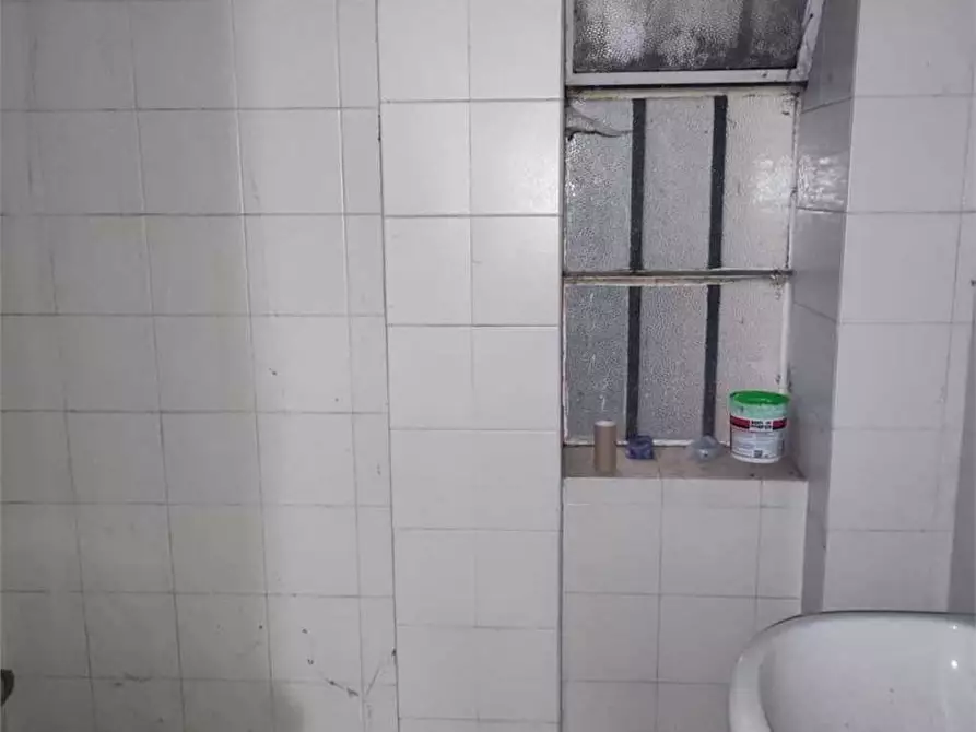 Immagine 29 di Negozio in vendita  in corso Torino 234 a Pinerolo