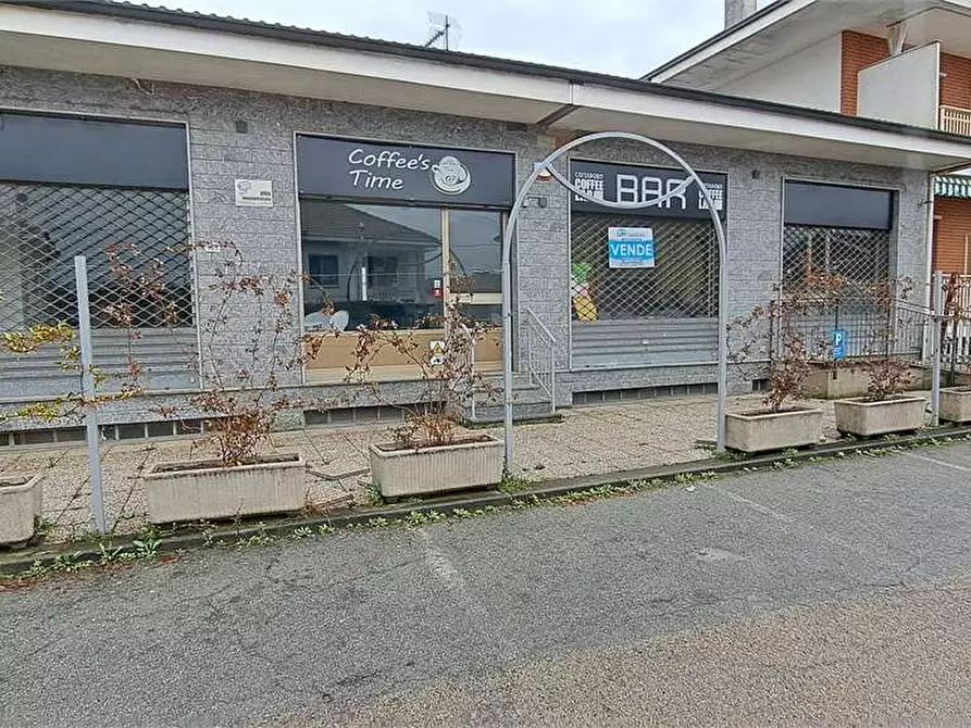 Immagine 3 di Negozio in vendita  in via Umberto I 133 a Piscina