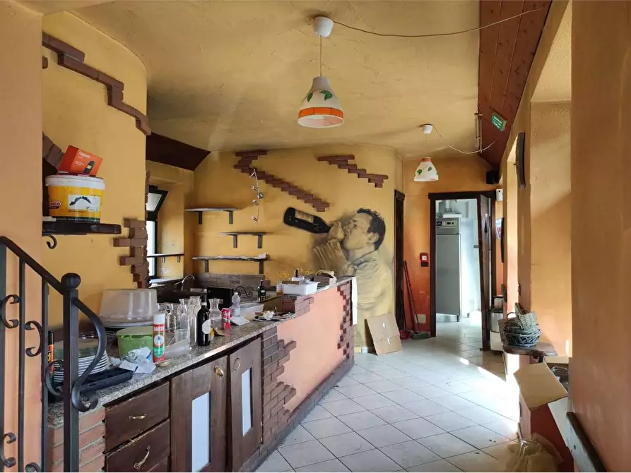 Immagine 7 di Negozio in vendita  in via Nazionale 72 a Villar Perosa