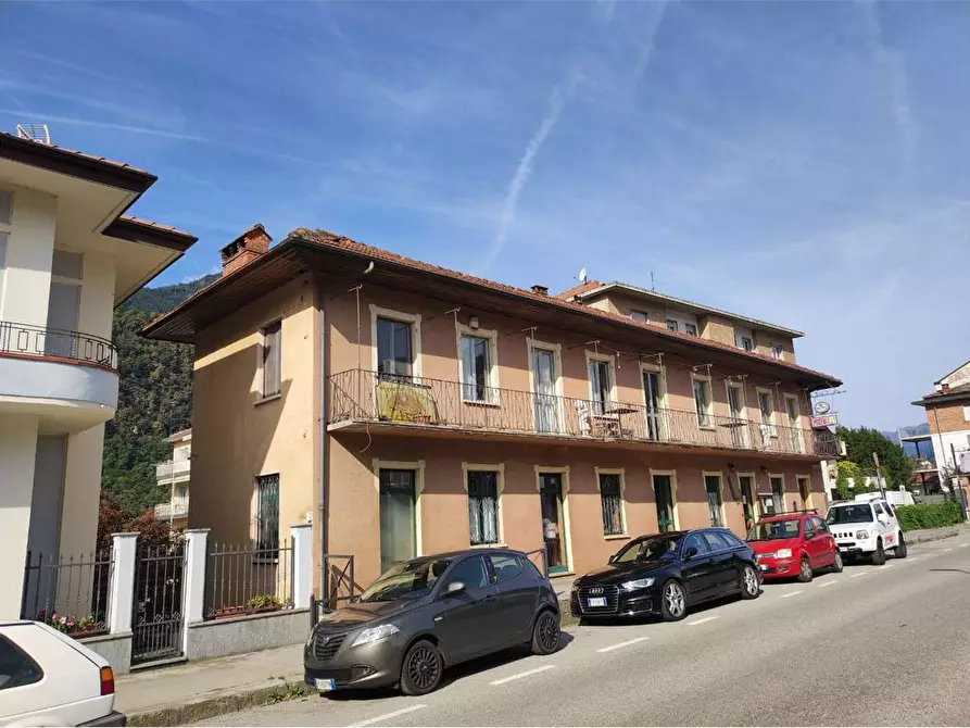 Immagine 2 di Negozio in vendita  in via Nazionale 72 a Villar Perosa