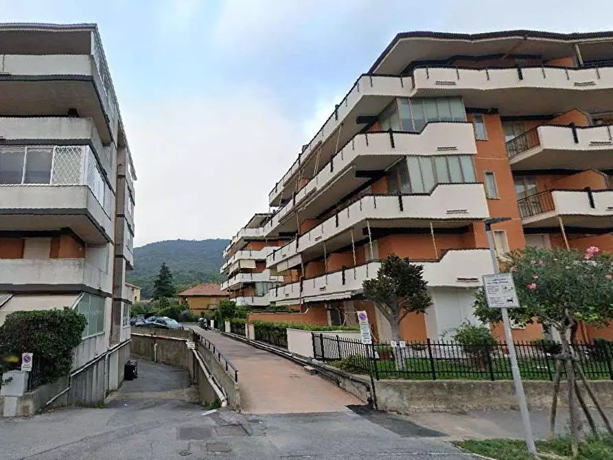 Immagine 1 di Garage in vendita  in Via Marco Polo 43/24 a Andora