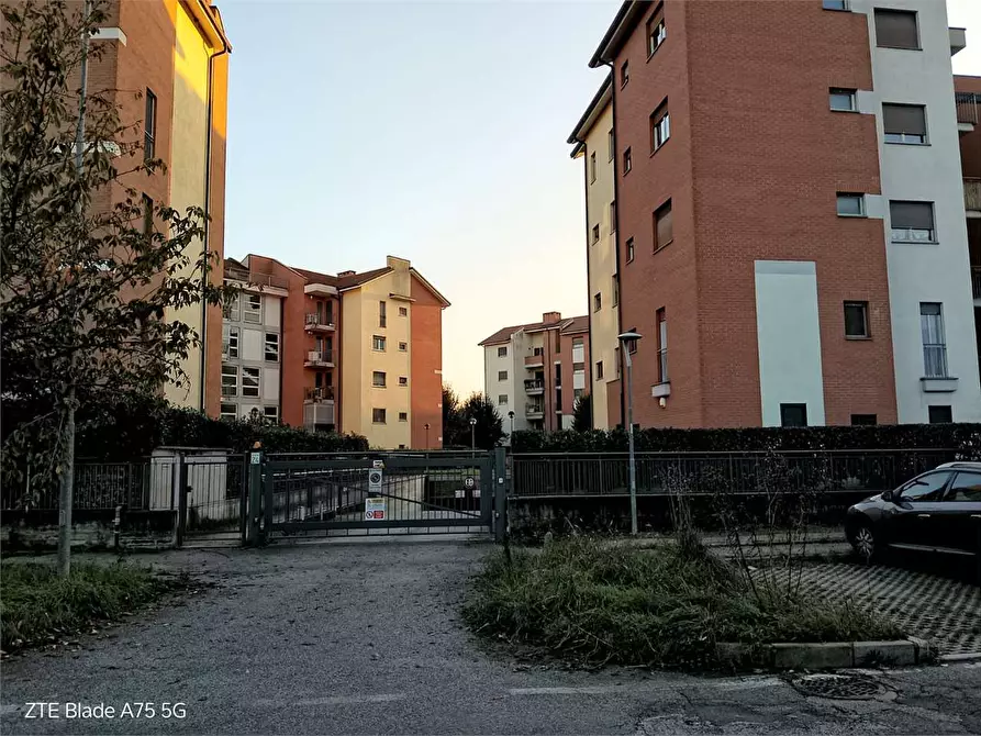 Immagine 2 di Garage in vendita  in STRADA VECCHIA DI BURIASCO  24 a Pinerolo