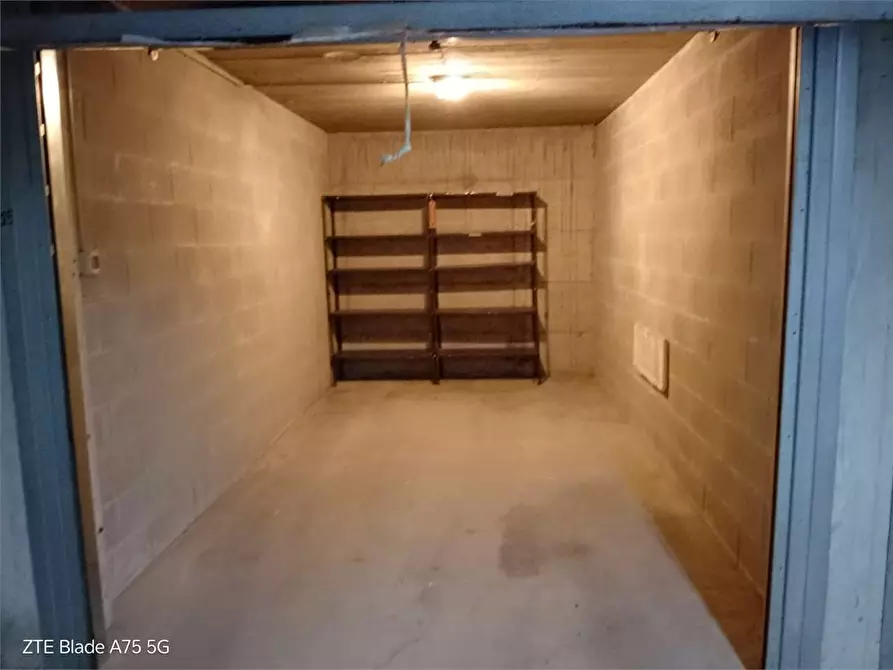 Immagine 11 di Garage in vendita  in STRADA VECCHIA DI BURIASCO  24 a Pinerolo