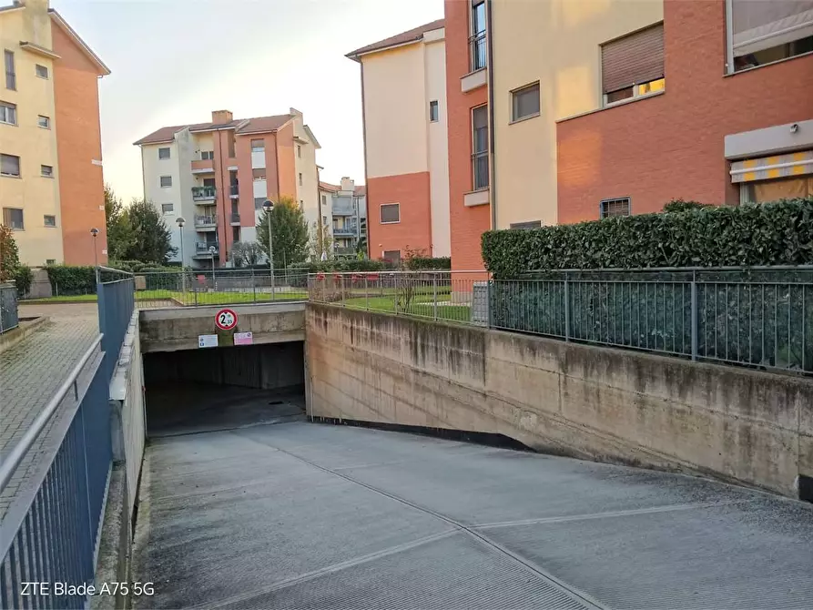 Immagine 3 di Garage in vendita  in STRADA VECCHIA DI BURIASCO  24 a Pinerolo