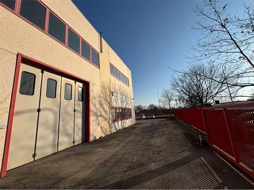 Immagine 3 di Capannone industriale in vendita  in via R. Incerti 35 a Pinerolo