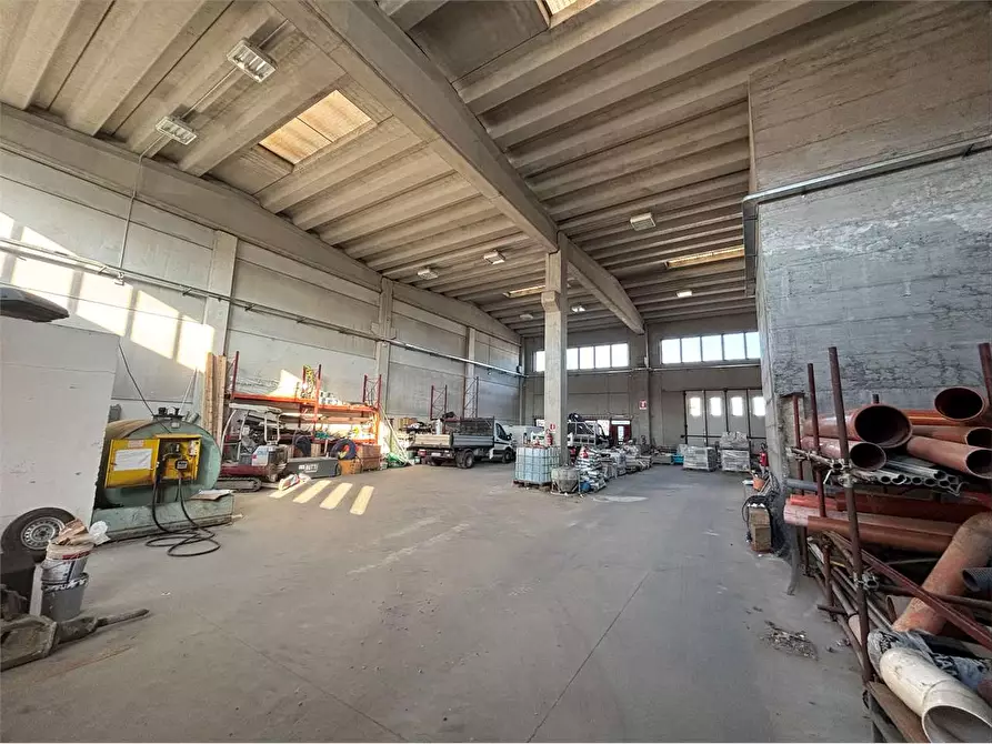Immagine 5 di Capannone industriale in vendita  in via R. Incerti 35 a Pinerolo