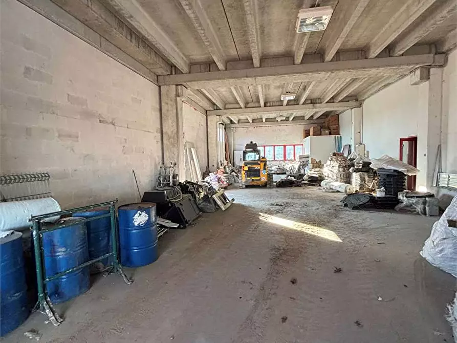 Immagine 16 di Capannone industriale in vendita  in via R. Incerti 35 a Pinerolo