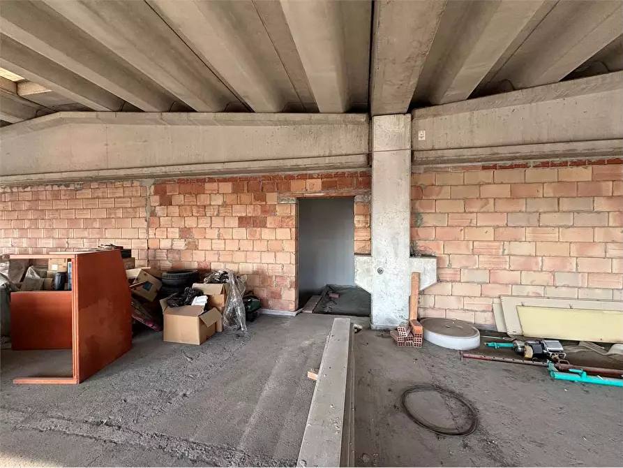 Immagine 23 di Capannone industriale in vendita  in via R. Incerti 35 a Pinerolo