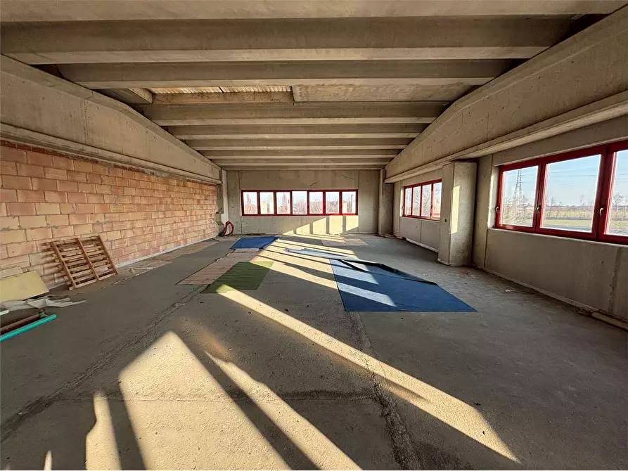 Immagine 24 di Capannone industriale in vendita  in via R. Incerti 35 a Pinerolo