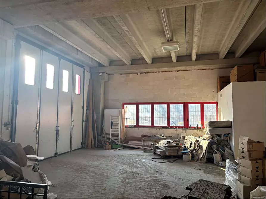 Immagine 27 di Capannone industriale in vendita  in via R. Incerti 35 a Pinerolo