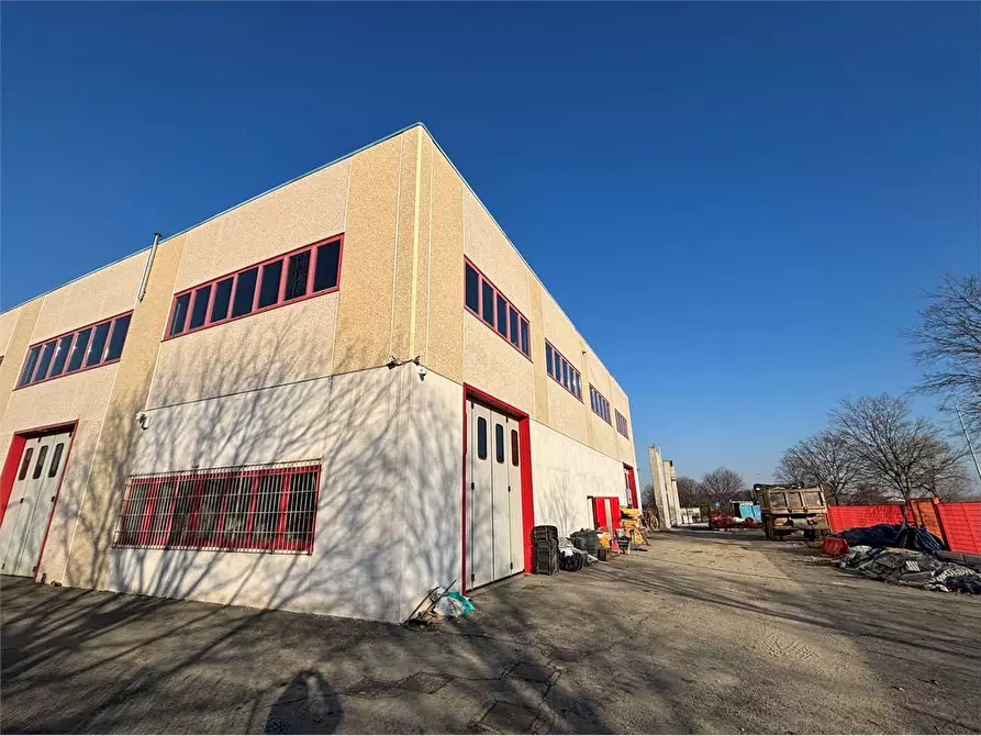 Immagine 1 di Capannone industriale in vendita  in via R. Incerti 35 a Pinerolo