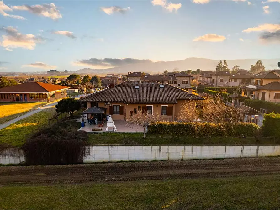 Immagine 40 di Villa in vendita  in via Don Asvisio 10 a Frossasco