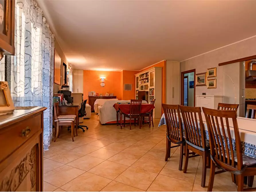 Immagine 7 di Villa in vendita  in via Don Asvisio 10 a Frossasco