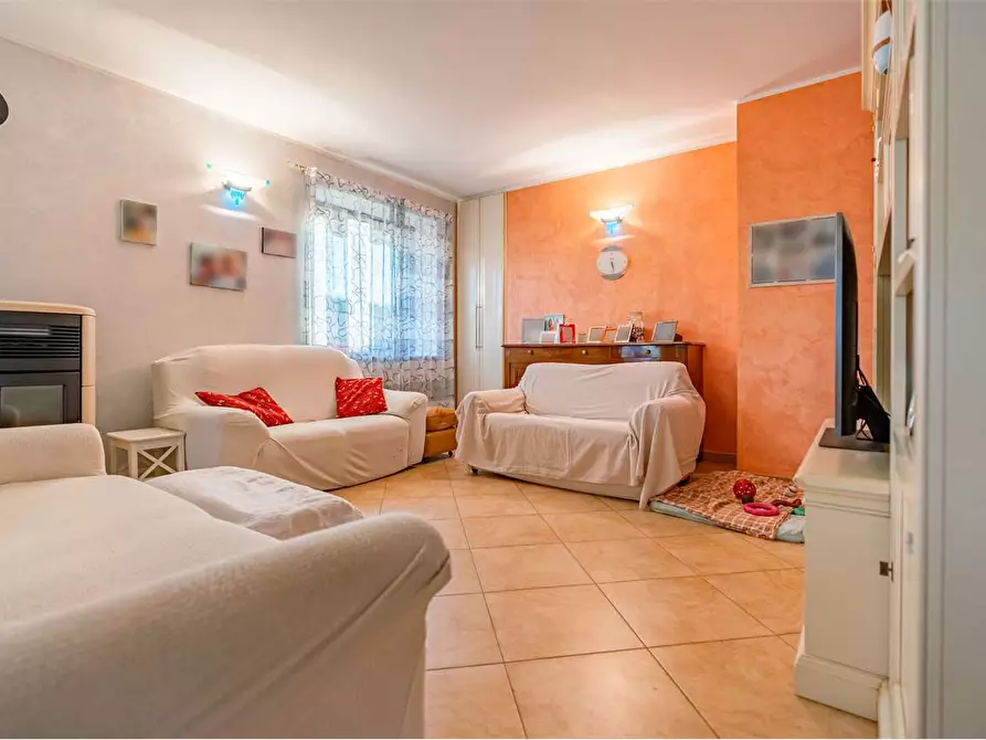 Immagine 13 di Villa in vendita  in via Don Asvisio 10 a Frossasco