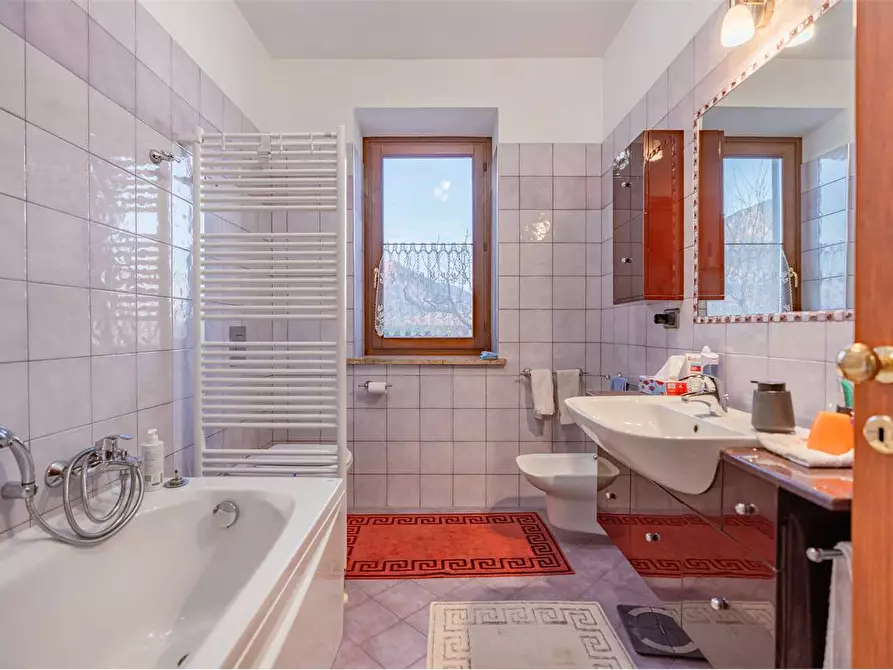 Immagine 21 di Villa in vendita  in via Don Asvisio 10 a Frossasco