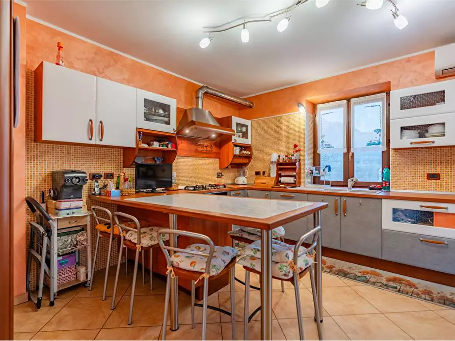 Immagine 9 di Villa in vendita  in via Don Asvisio 10 a Frossasco