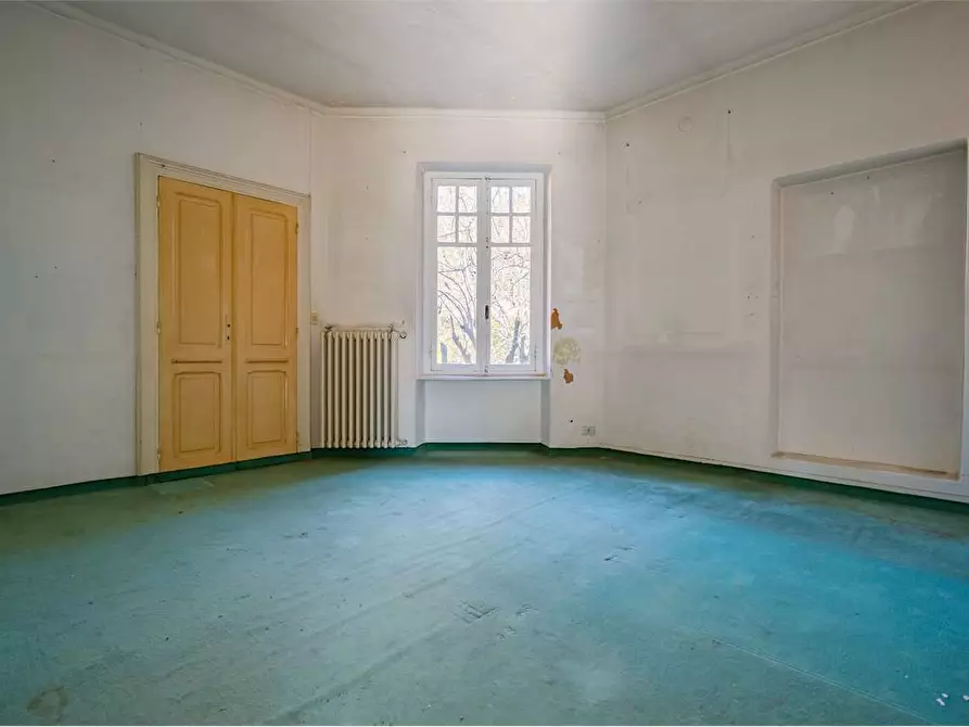 Immagine 39 di Villa in vendita  in viale Trento 10 a Torre Pellice