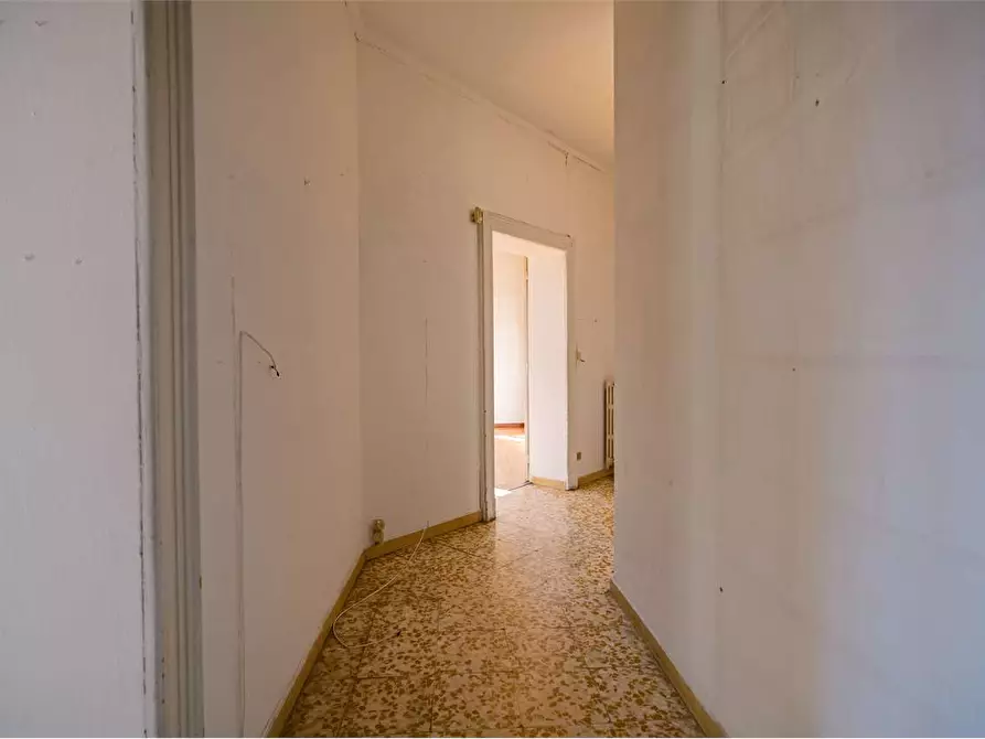 Immagine 41 di Villa in vendita  in viale Trento 10 a Torre Pellice