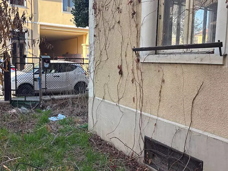 Immagine 25 di Villa in vendita  in via Tessore a Pinerolo