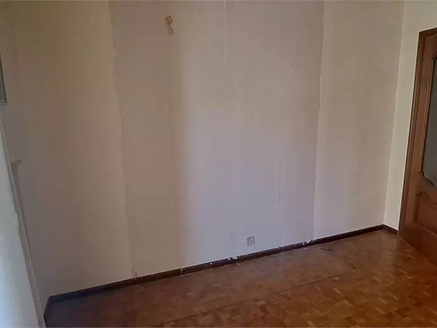 Immagine 11 di Appartamento in vendita  in Serafino 10 a Pinerolo